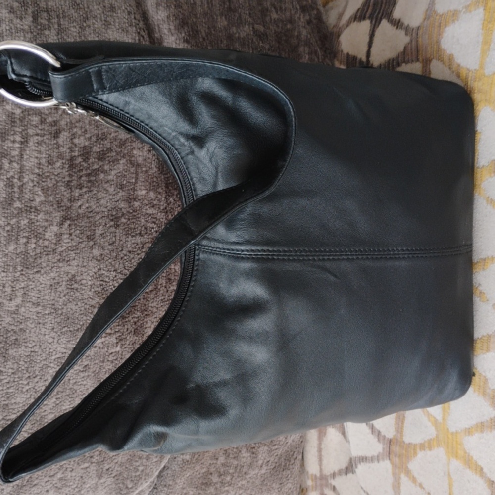 Pelle Studio Wilson Black Leather Shoulder Bag